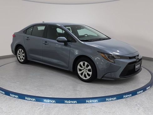 Certified 2025 Toyota Corolla LE FWD image 3
