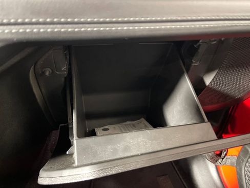 Used 2024 Jeep Wrangler Unlimited Sahara image 28