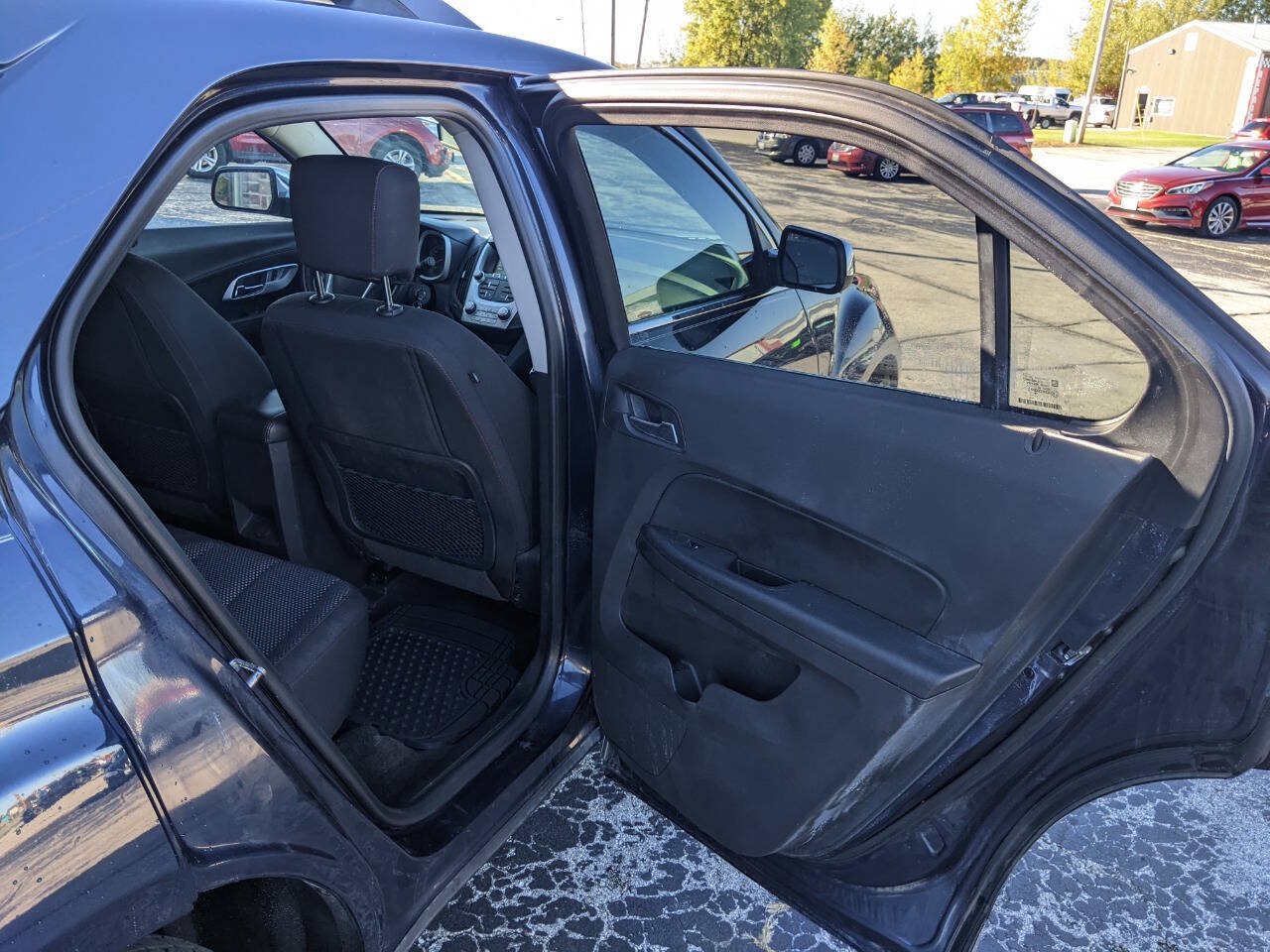 Used 2017 Chevrolet Equinox LT w/ Convenience Package FWD image 14