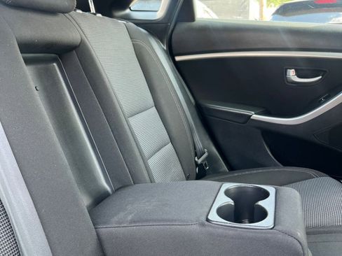 Used 2014 Hyundai Elantra GT image 27