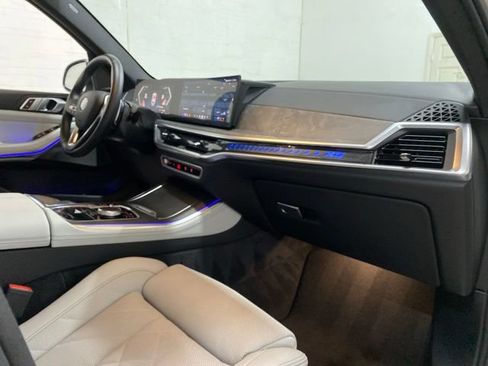 Used 2026 BMW X5 xDrive40i AWD/4WD image 85