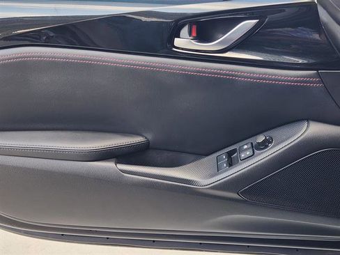 Used 2016 MAZDA MX-5 Miata Club image 18