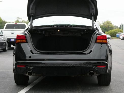 Used 2024 Nissan Altima 2.5 SV w/ SV Premium Package image 23