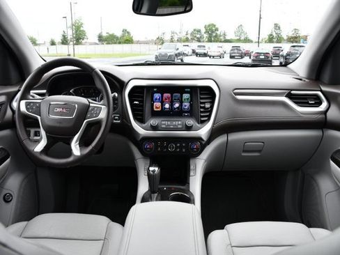 Used 2017 GMC Acadia SLT AWD/4WD image 26