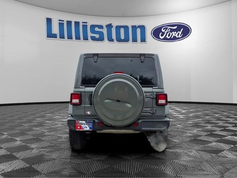 Used 2021 Jeep Wrangler Unlimited Sahara image 3