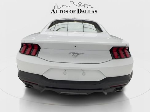 Used 2026 Ford Mustang Premium RWD image 10