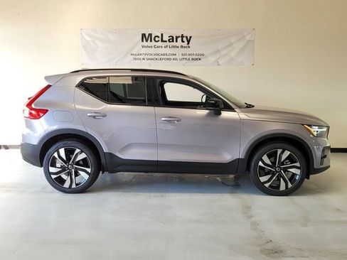 New 2026 Volvo XC40 B5 Ultra AWD/4WD image 6
