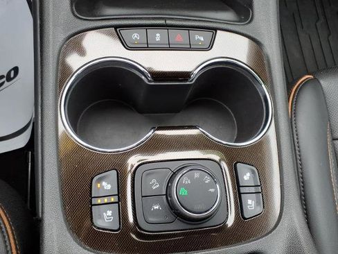 Used 2023 GMC Acadia AT4 w/ Preferred Package image 26