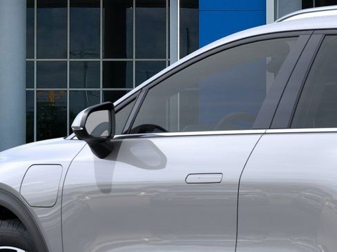 New 2026 Chevrolet Equinox EV LT image 12