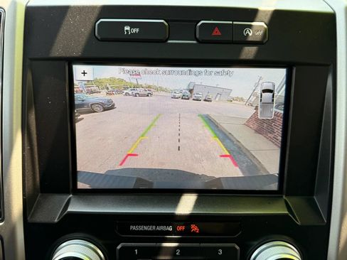 Used 2018 Ford F150 Lariat w/ Equipment Group 502A Luxury AWD/4WD image 24