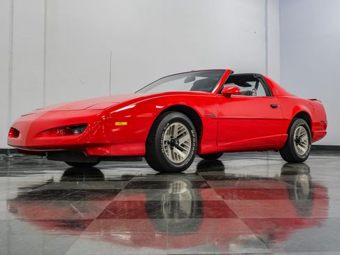 Used 1992 Pontiac Firebird Coupe RWD image 21