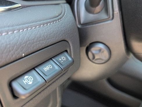 Used 2024 GMC Yukon Denali image 30