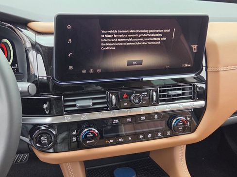 New 2026 Nissan Pathfinder Platinum image 18