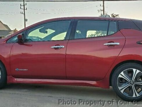 Used 2019 Nissan Leaf SV w/ SV Technology Package image 23