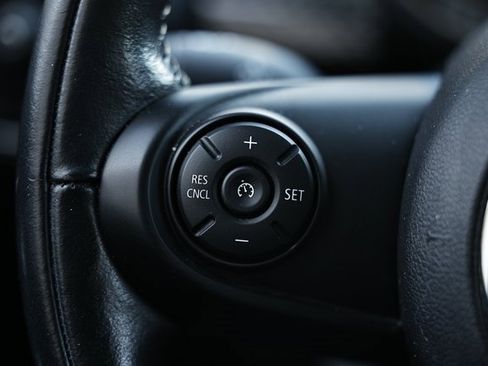 Used 2017 MINI Cooper S image 32