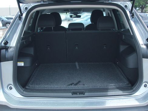 Certified 2025 Volkswagen Tiguan S image 24