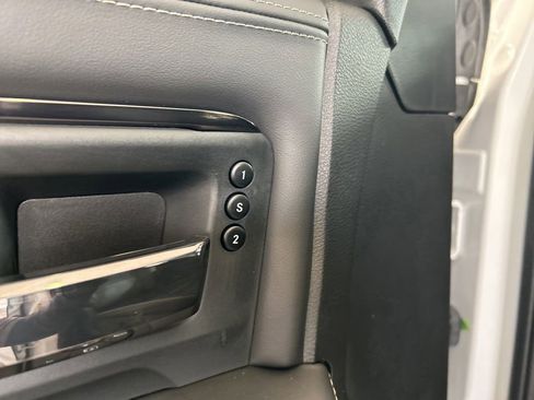 New 2025 RAM 2500 Limited image 48