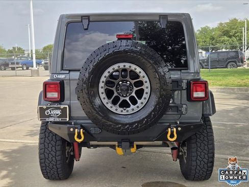 Used 2021 Jeep Wrangler Unlimited Rubicon w/ Xtreme Recon 35" Tire Package AWD/4WD image 6