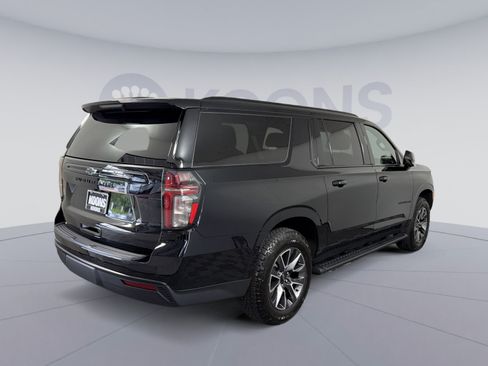 Used 2023 Chevrolet Suburban Z71 w/ Z71 Off-Road Package AWD/4WD image 7