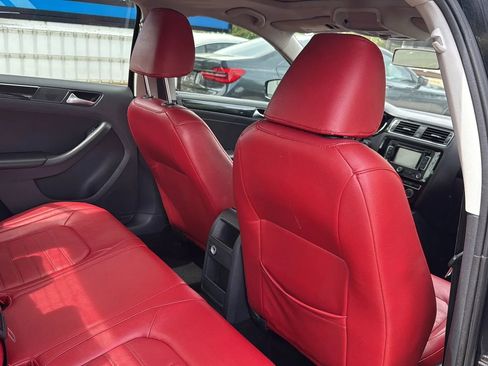 Used 2015 Volkswagen Jetta SEL image 19