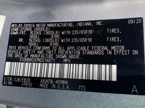 Used 2021 Toyota Highlander XLE image 20