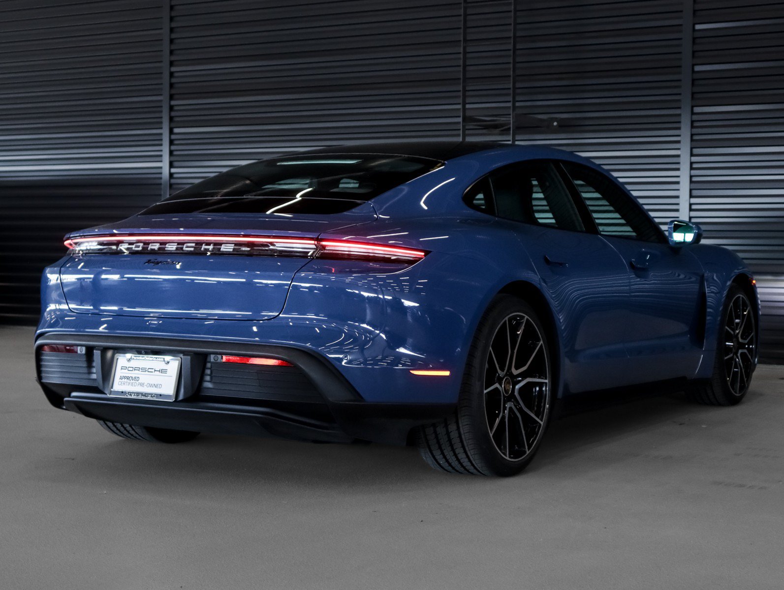 Certified 2024 Porsche Taycan w/ Premium Package RWD image 10