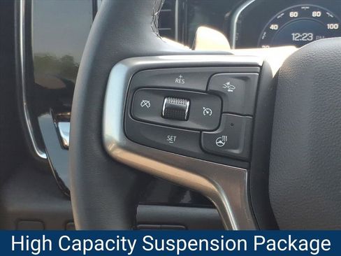 Certified 2025 Chevrolet Silverado 1500 RST AWD/4WD image 10