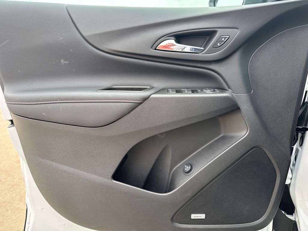 Certified 2024 Chevrolet Equinox RS w/ RS Leather Package AWD/4WD image 15