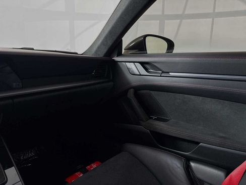 Certified 2022 Porsche 911 GT3 RWD image 46