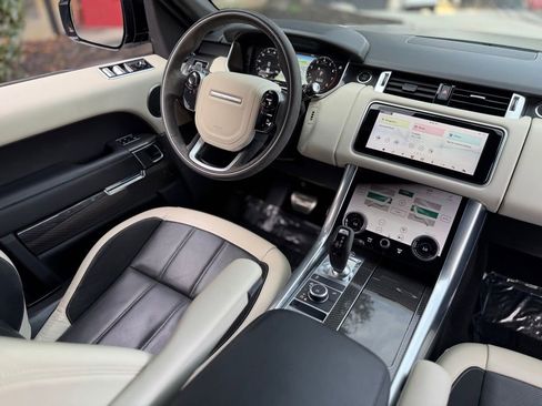 Used 2022 Land Rover Range Rover Sport HST image 41