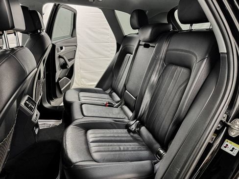 Used 2018 Audi Q5 Prestige w/ Prestige Package AWD/4WD image 10