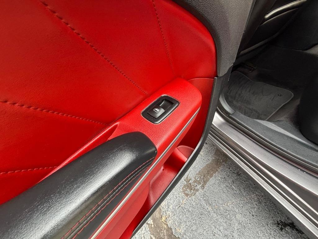 Used 2015 Dodge Charger R/T w/ Plus Group RWD image 16