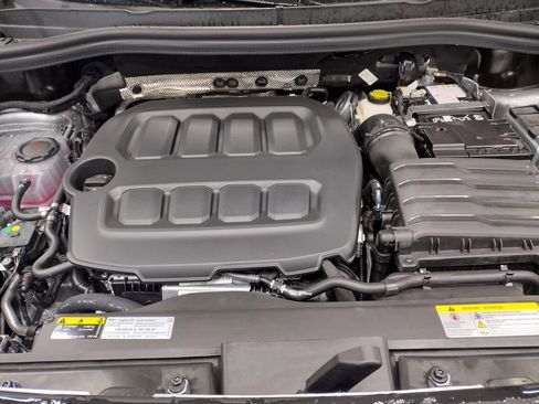 New 2026 Volkswagen Tiguan S AWD/4WD image 7