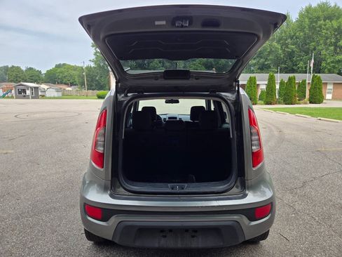 Used 2013 Kia Soul FWD image 36