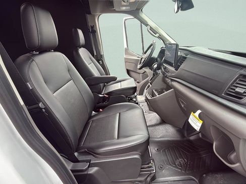 New 2026 Ford Transit 250 148 Medium Roof Extended AWD w/ Load Area Protection Package image 34
