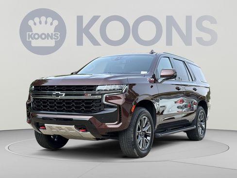 Used 2022 Chevrolet Tahoe Z71 w/ Luxury Package AWD/4WD image 1