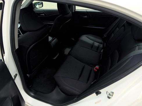 Used 2014 Honda Accord Sport image 9