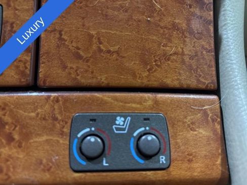 Used 2004 Lexus LS 430 RWD image 24