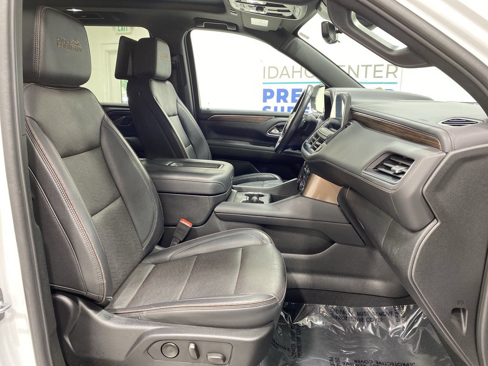 Used 2024 Chevrolet Tahoe High Country w/ Advanced Technology Package AWD/4WD image 26
