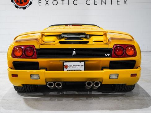 Used 1998 Lamborghini Diablo VT image 3