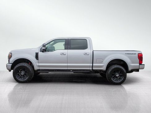 Used 2020 Ford F350 Lariat AWD/4WD image 2