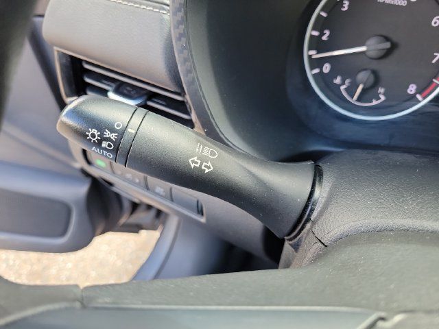 Used 2024 Nissan Sentra SV FWD image 26