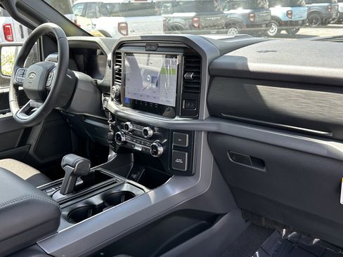 New 2026 Ford F150 XLT w/ Equipment Group 302A MID image 15