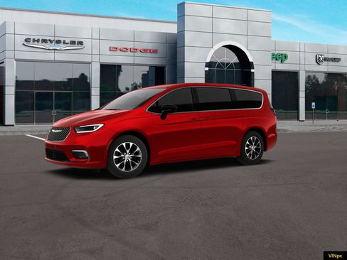New 2026 Chrysler Pacifica Select image 2