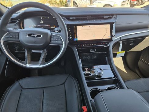 New 2026 Jeep Grand Cherokee Limited image 16