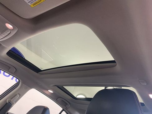 Used 2023 Nissan Maxima SL image 30