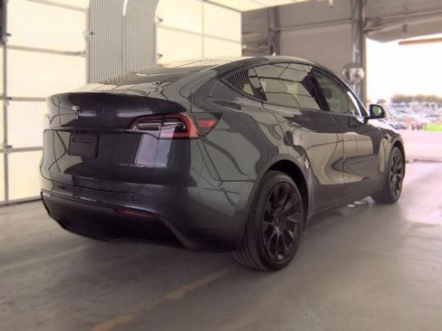 Used 2020 Tesla Model Y Long Range AWD/4WD image 5