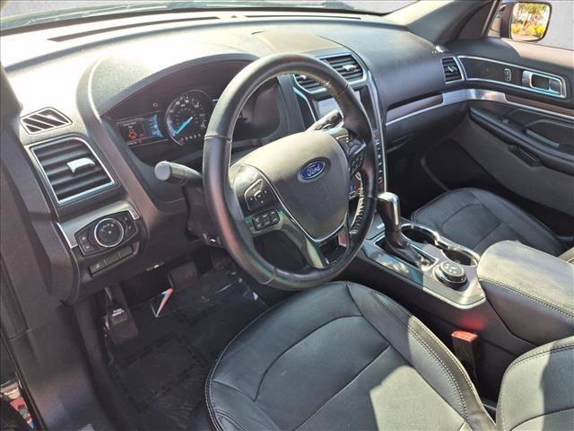 Used 2017 Ford Explorer Limited AWD/4WD image 10