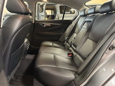 Used 2018 INFINITI Q50 Luxe w/ Essential Package (3.0T Luxe) AWD/4WD image 13
