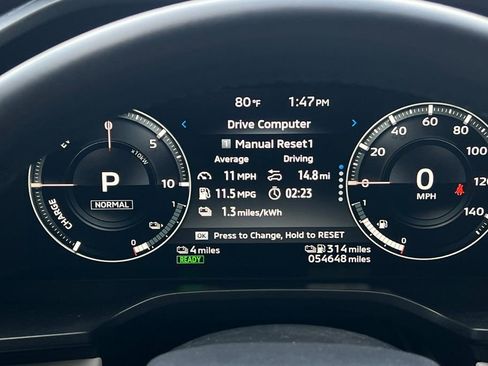 Used 2023 Mitsubishi Outlander SEL AWD/4WD image 30